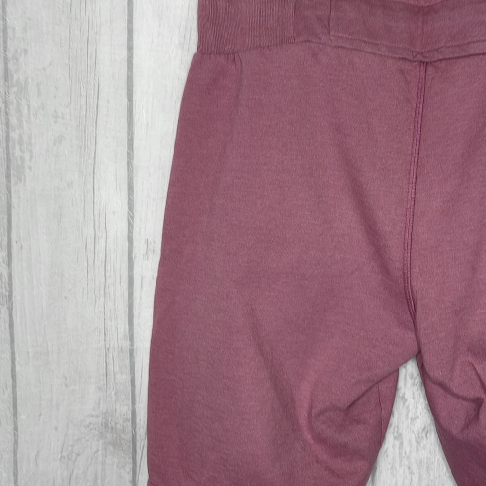 Burnin Water sweatshorts. - Picture 6 of 9